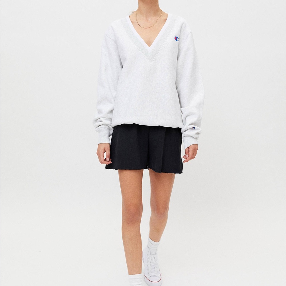 Champion Reverse Weave Ribbed V-Neck Sweatshirt - Picture 3 of 6